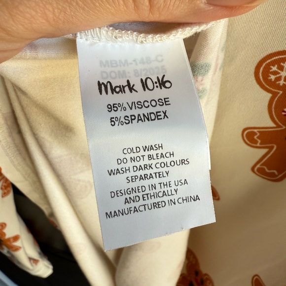 NWOT Mickey Magical Gingerbread | Women’s PJ PANTS and TOP SET SIZE LARGE - Picture 11 of 15